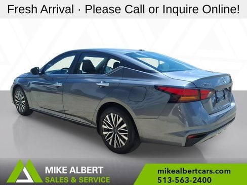 Used 2023 Nissan Altima 2.5 SV FWD image 5