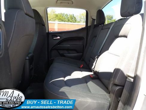 Used 2018 Chevrolet Colorado LT AWD/4WD image 17