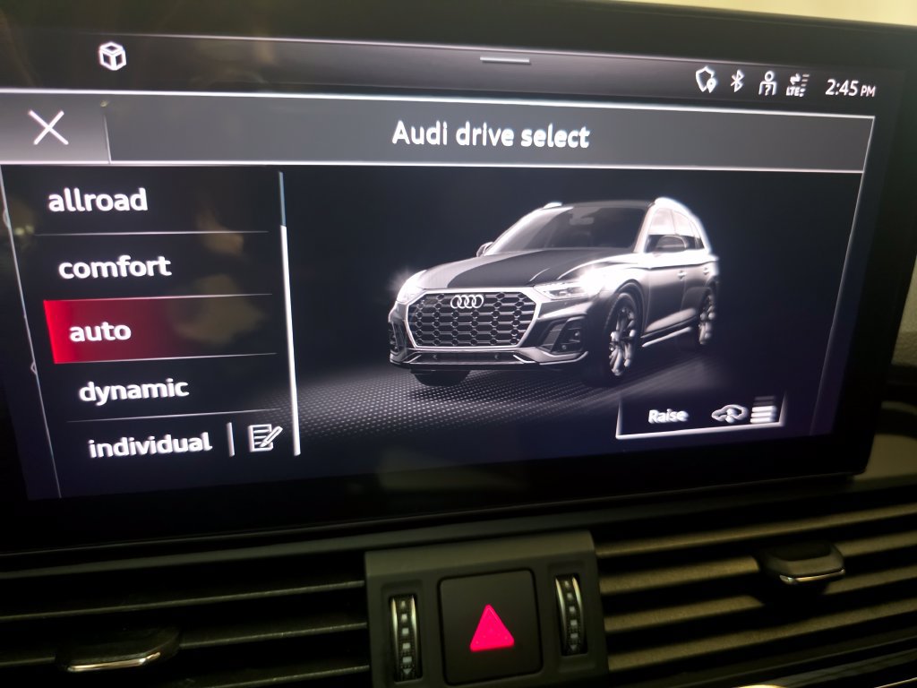 Certified 2023 Audi SQ5 Premium Plus w/ Premium Plus Package AWD/4WD image 16