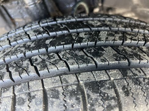 Used 2021 Toyota RAV4 XLE w/ Convenience Package image 12