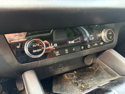 Used 2023 Mitsubishi Outlander SE AWD/4WD image 20