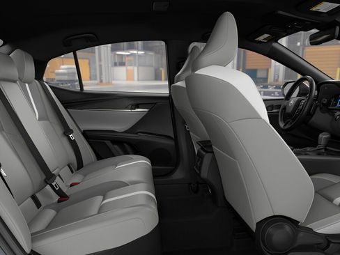 New 2026 Toyota Camry SE FWD image 21