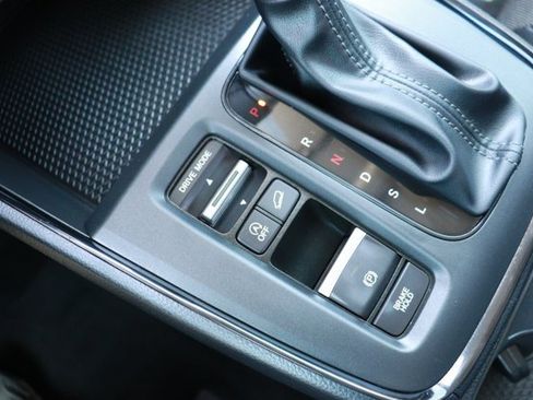 Used 2024 Honda CR-V EX image 18