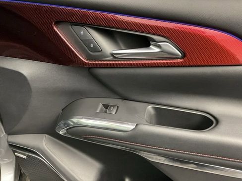 Used 2024 Chevrolet Traverse RS image 25