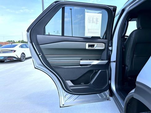 Used 2023 Ford Explorer Timberline w/ Timberline Technology Package AWD/4WD image 23