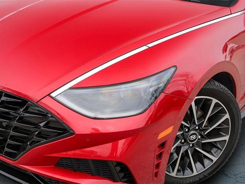 Used 2020 Hyundai Sonata Limited image 3