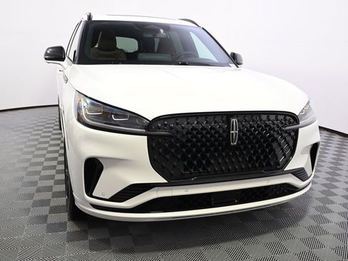 New 2026 Lincoln Aviator Reserve image 9