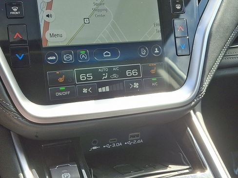 Used 2023 Subaru Outback Limited image 16