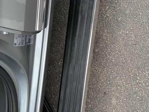 Used 2023 Chevrolet Silverado 1500 High Country w/ High Country Premium Package image 19