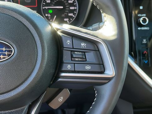 Certified 2025 Subaru Ascent Touring image 10