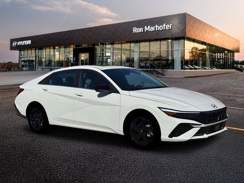 New 2026 Hyundai Elantra SEL Sport Premium FWD image 10
