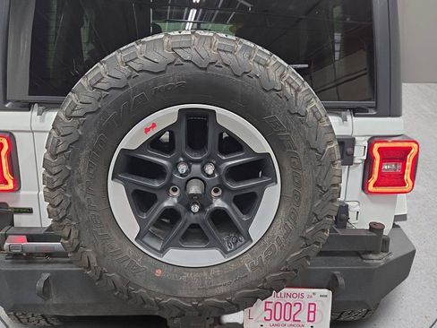 Used 2021 Jeep Wrangler Unlimited Rubicon AWD/4WD image 27