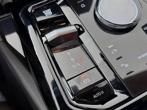 Used 2025 BMW 530i image 18