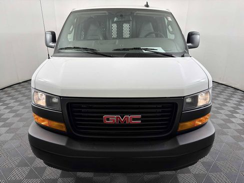 New 2025 GMC Savana 2500 w/ Driver Convenience Package RWD image 2
