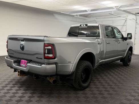 Used 2024 RAM 3500 Limited w/ Night Edition AWD/4WD image 29