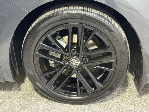 Used 2025 Toyota Camry SE image 16