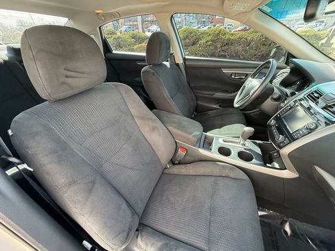 Used 2015 Nissan Altima 2.5 SV w/ Convenience Package image 39