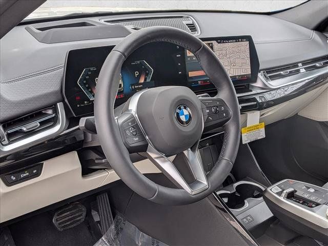 Used 2026 BMW X2 xDrive28i w/ Technology Package AWD/4WD image 3