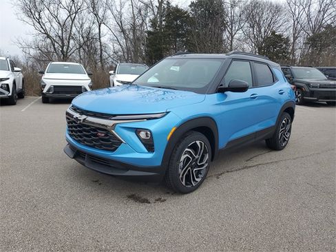 New 2026 Chevrolet TrailBlazer RS w/ Driver Confidence Package image 2