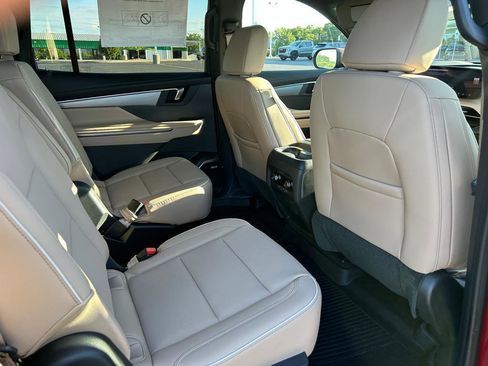 New 2026 Buick Enclave Preferred w/ Power Package image 17