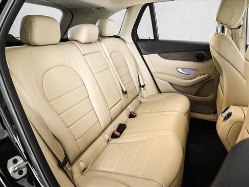 Used 2022 Mercedes-Benz GLC 300 4MATIC image 22