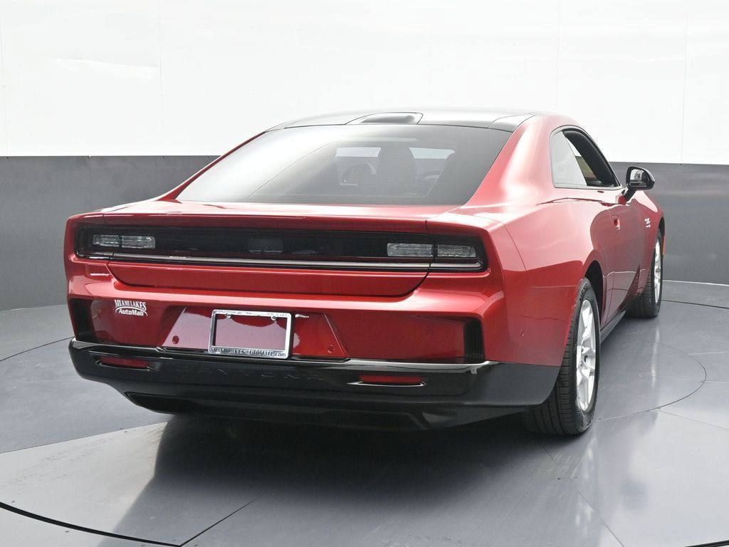 Used 2025 Dodge Charger Daytona R/T w/ Sun & Sound Package AWD/4WD image 5
