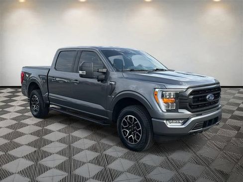 Used 2022 Ford F150 XLT w/ Equipment Group 302A High AWD/4WD image 3