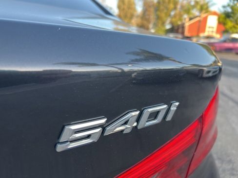 Used 2019 BMW 540i 540i w/ Convenience Package image 11