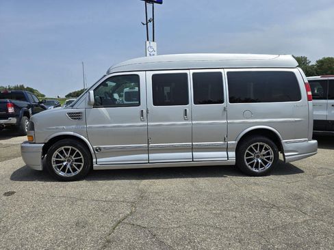 Used 2013 GMC Savana 1500 image 13