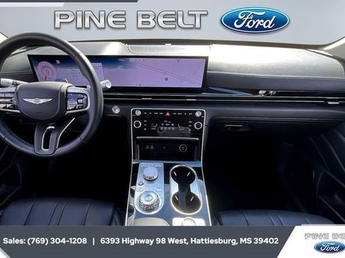 Used 2025 Genesis GV80 2.5T Standard image 13