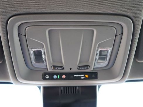 Used 2024 GMC Sierra 1500 Elevation image 37