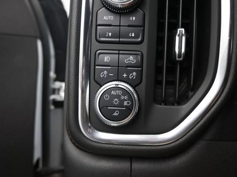 Used 2021 GMC Sierra 1500 AT4 w/ AT4 Premium Package AWD/4WD image 41