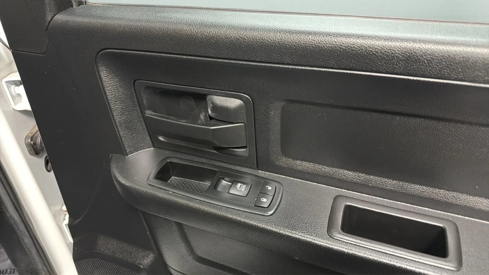 Used 2014 RAM 1500 Tradesman w/ Popular Equipment Group AWD/4WD image 16