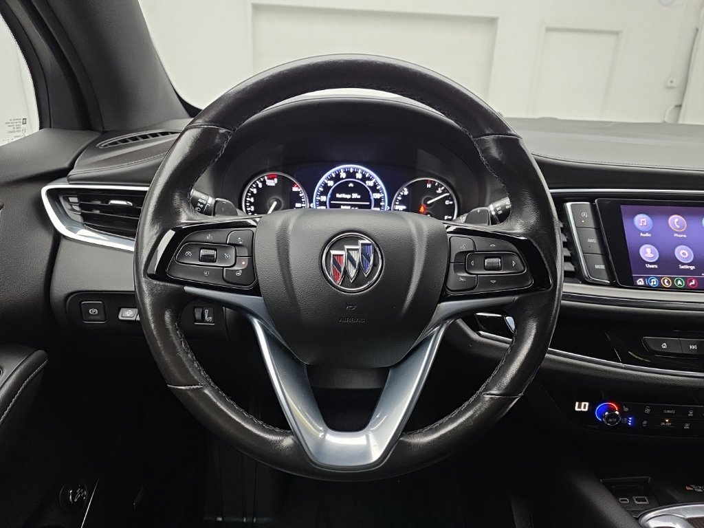 Used 2024 Buick Enclave Avenir w/ Avenir Technology Package AWD/4WD image 25