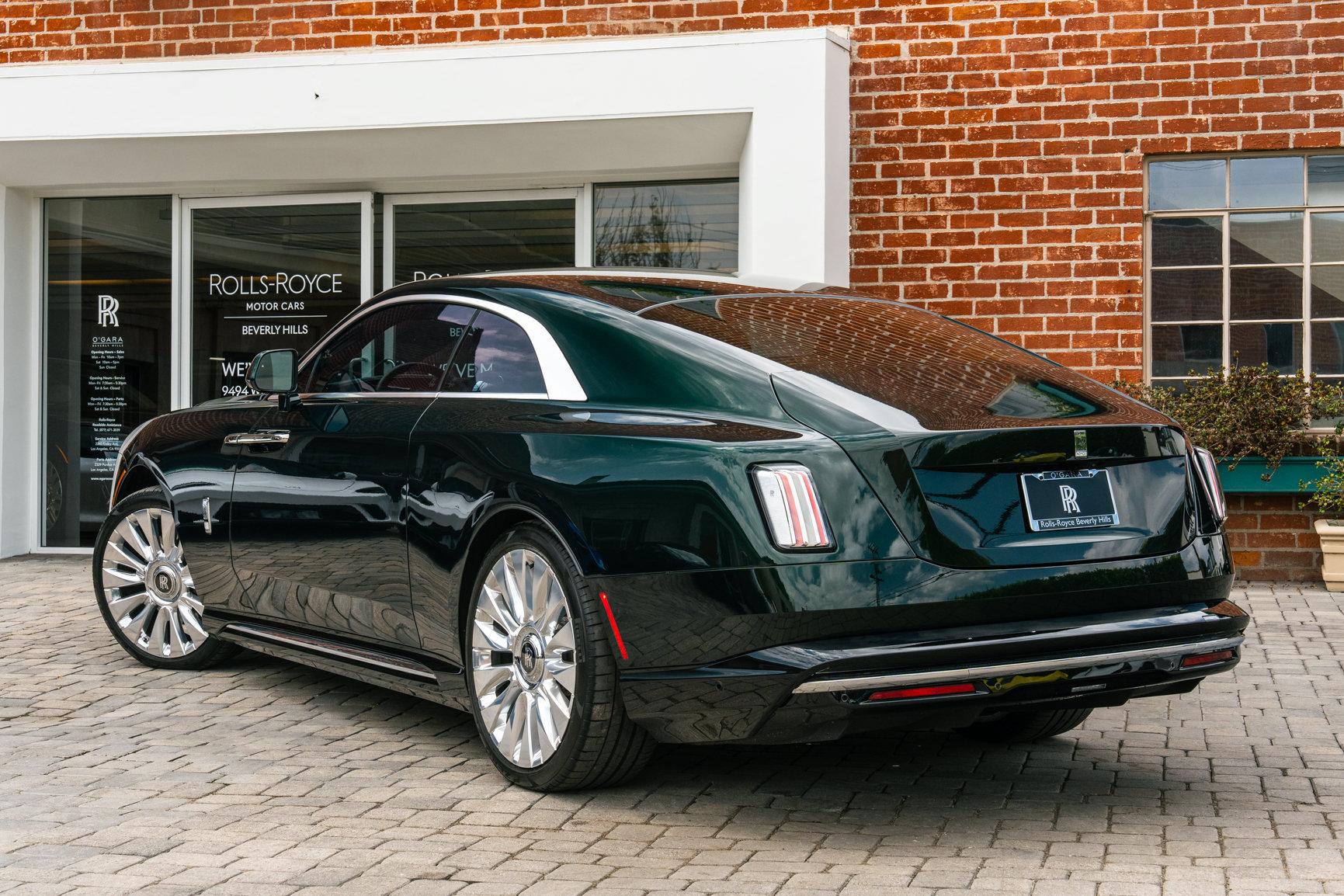 Used 2024 Rolls-Royce Spectre w/ Spectre Launch Package AWD/4WD image 46