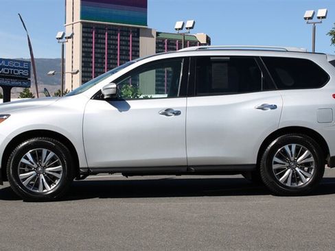 Used 2020 Nissan Pathfinder SL AWD/4WD image 7