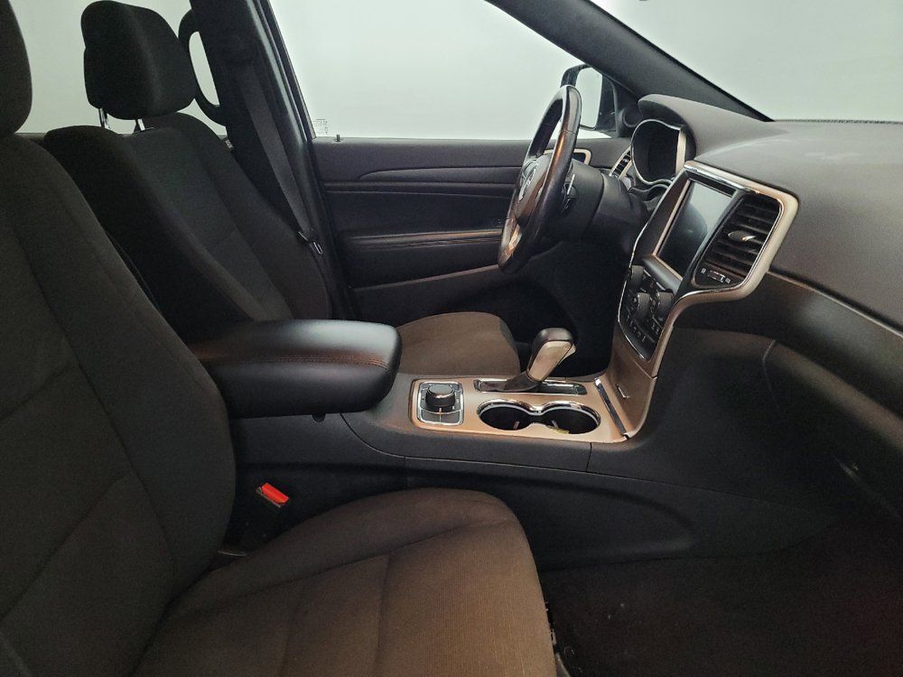 Used 2017 Jeep Grand Cherokee Laredo w/ Quick Order Package 23E AWD/4WD image 21