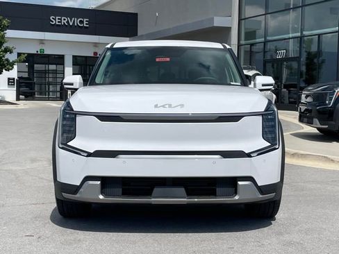 New 2026 Kia EV9 Light image 2