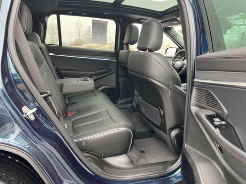 Used 2025 Jeep Wagoneer S Limited image 29