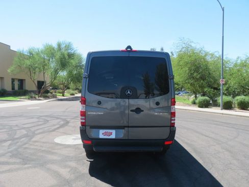 Used 2016 Mercedes-Benz Sprinter 2500 image 12