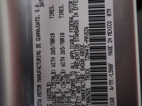 Used 2024 Toyota Tacoma Trailhunter image 31