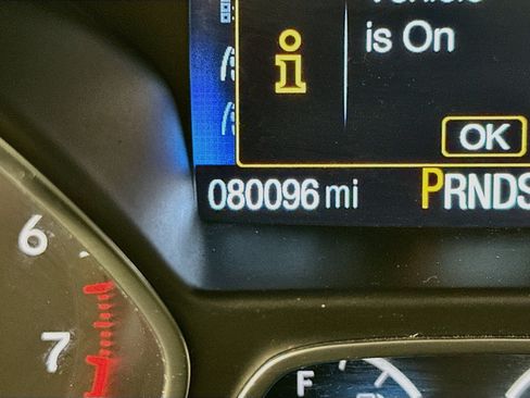 Used 2019 Ford Escape Titanium w/ U9j03 - Titanium Tow Package AWD/4WD image 19