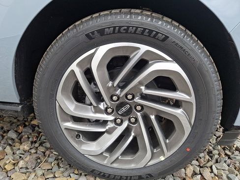 New 2026 Lincoln Navigator Reserve AWD/4WD image 4