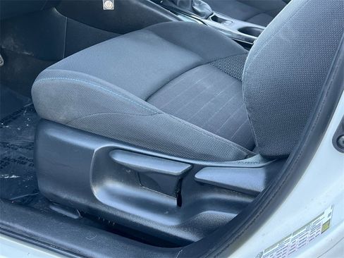 Used 2020 Toyota Corolla SE image 18
