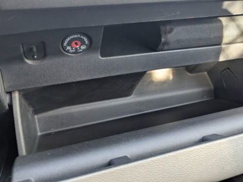 Used 2017 Ford F550 2WD Regular Cab Super Duty image 32