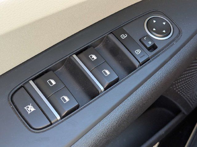 Used 2023 Kia Forte LXS w/ LXS Technology Package FWD image 19