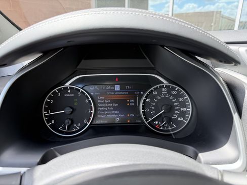 Used 2024 Nissan Murano SL AWD/4WD image 18