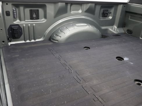 Used 2020 Ford F350 XLT w/ XLT Premium Package image 5