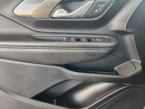 Used 2024 GMC Terrain SLE FWD image 21