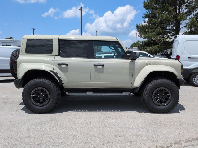 New 2026 Ford Bronco Raptor w/ Interior Carbon Fiber Pack AWD/4WD image 3